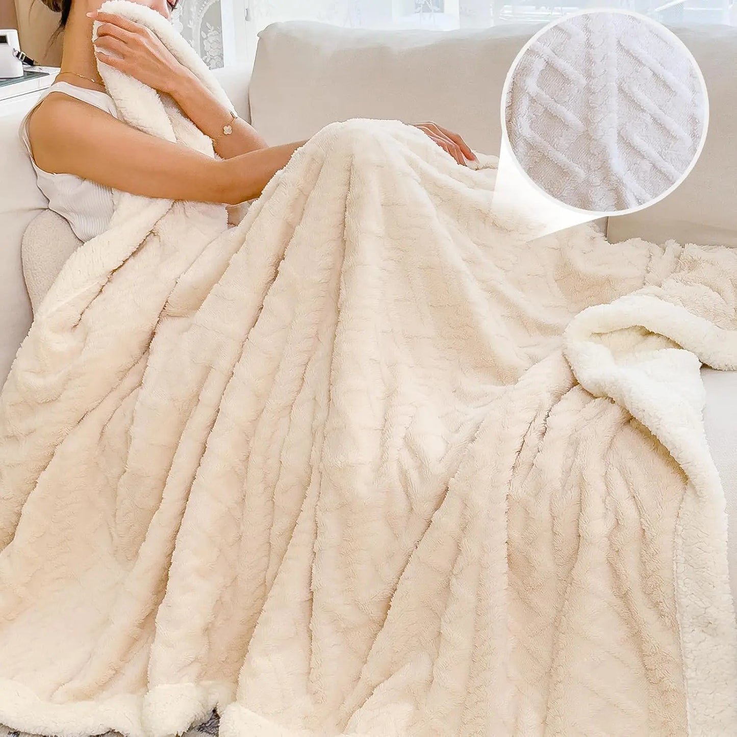 Double-Layer Plush Velvet Blanket, Ultra Soft Cozy Warm Throw Blanket, Reversible Fleece Blanket for Sofa Bed Bedroom