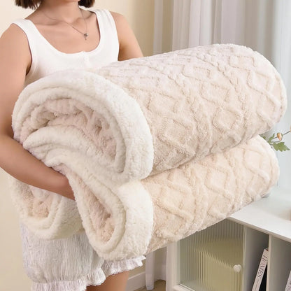Double-Layer Plush Velvet Blanket, Ultra Soft Cozy Warm Throw Blanket, Reversible Fleece Blanket for Sofa Bed Bedroom